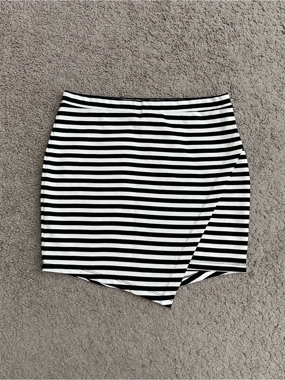 Jack Black White Striped Asymmetric Mini Skirt Womens S